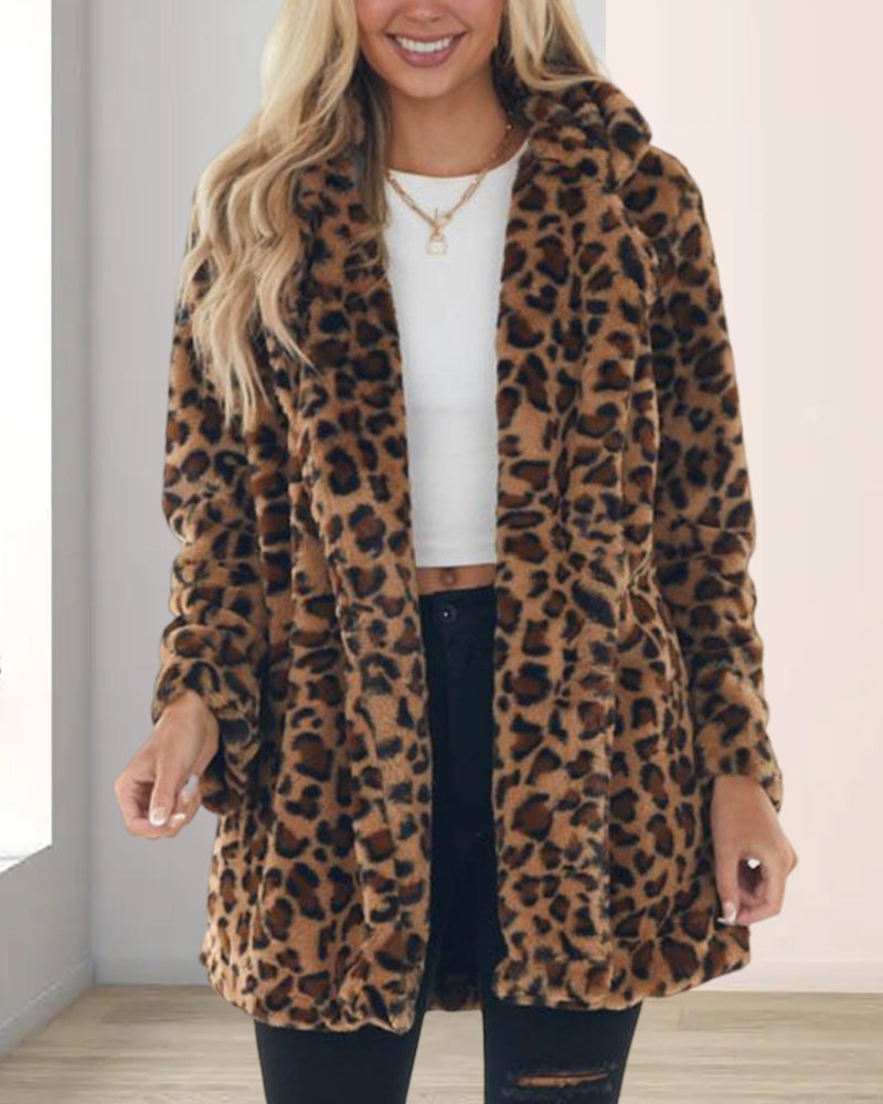 Laurentine - Plüschjacke mit Leopardenmuster