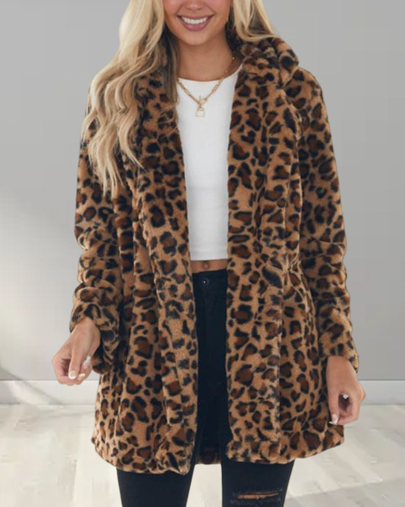 Laurentine - Plüschjacke mit Leopardenmuster