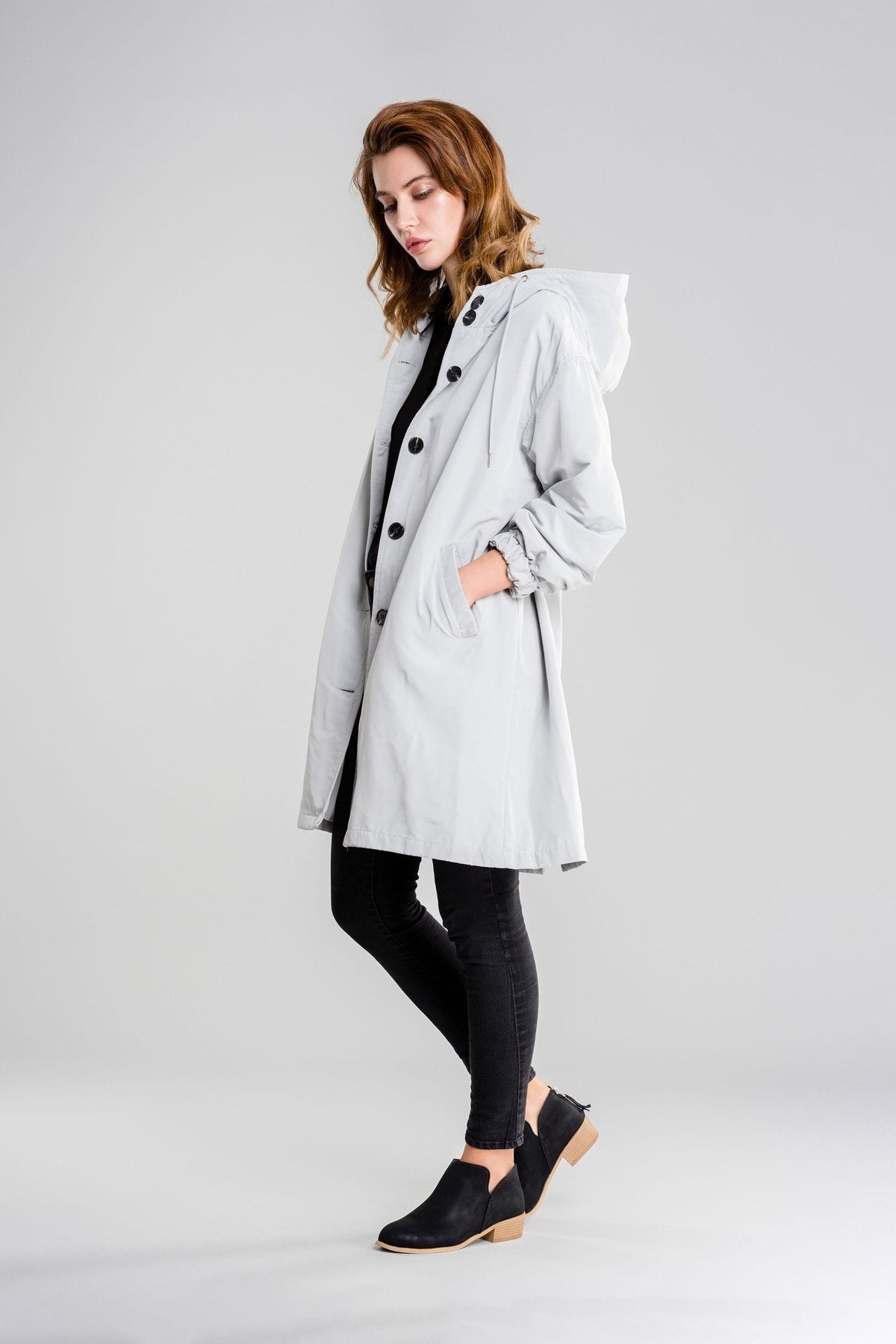 Alwine - Wasserfeste Windjacke mit Kapuze in Übergröße Regenjacke