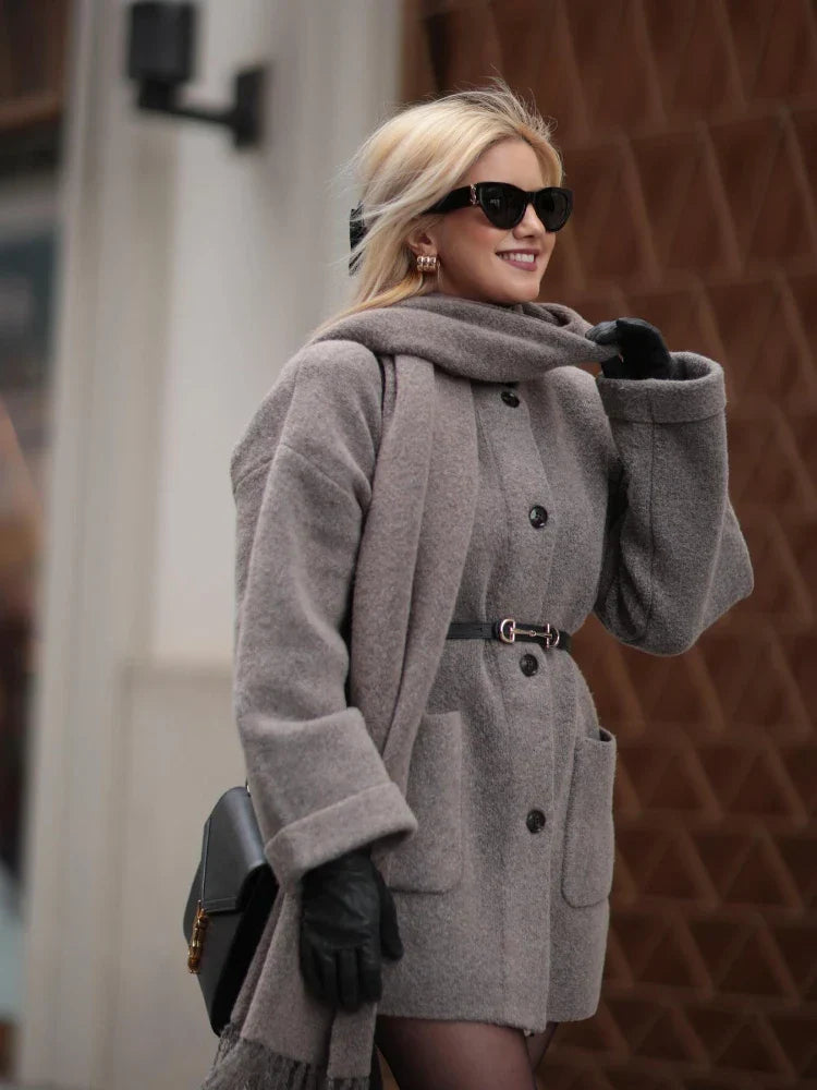 Nicoline - Strickjacke Damen Mit Schal Stilvoll Warm