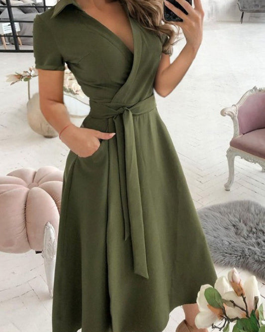 Amelina - Kleid in A-Linie mit kurzen Ärmeln