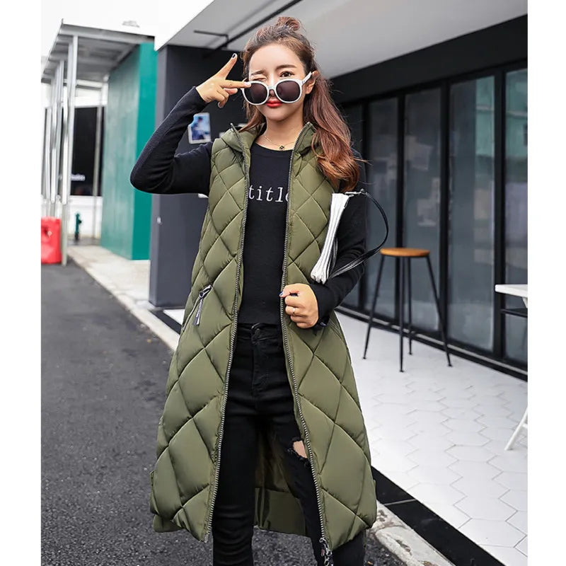 Friedl - Die neue lässige ärmellose Weste lange Daunenjacke mit Kapuze