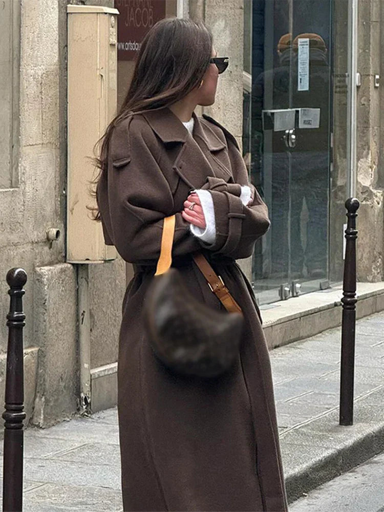 Irmina - Eleganter Damen-Maximantel mit Doppelknopfreihe und Gürtel Herbst/Winter