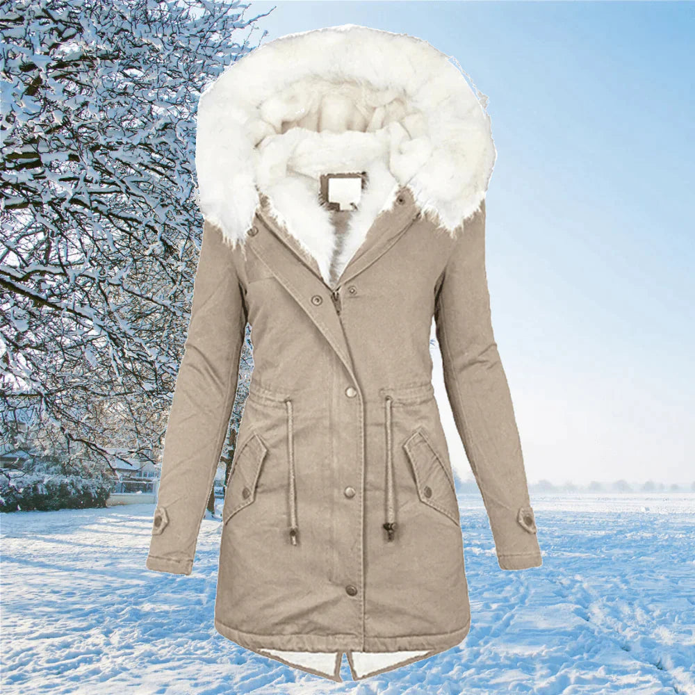 Julia - Der neue Parka Jacke mit Kapuze und Fellfutter in Übergröße